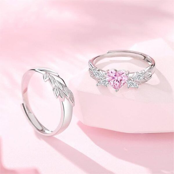 Каблучка жіноча "Крило" срібна (10442)