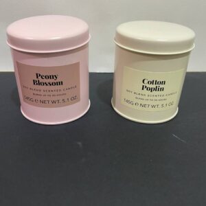 Ароматична свічка Primark жестяна банка з кришкою145 g/ 30 годин