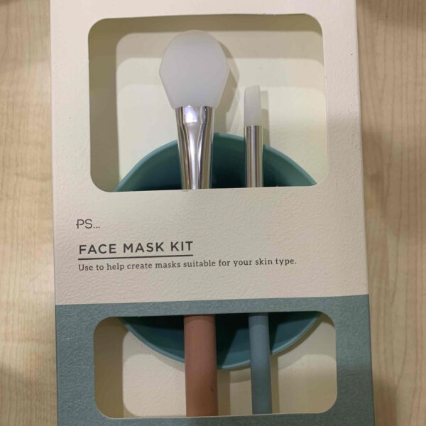 Набір для нанесення маски "Face Mask Kit" Primark