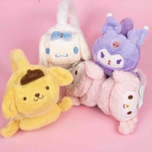 13b1c125-64b4-4f73-970e-1f96506daff4.jpg Навушники хутряні "Kuromi Hello Kitty"