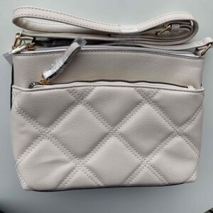 Сумочка-клатч Primark стьобана з зовнішньою кишенею на замку біла