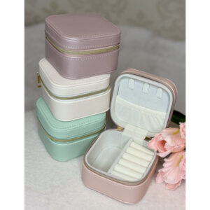 Скринька для прикрас з екошкіри (9*9*6 см) мікс кольорів