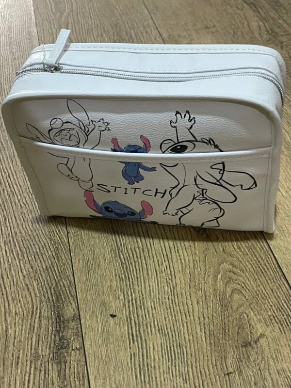 Косметичка-клатч "Stitch" Primark прямокутна з кишенею біла