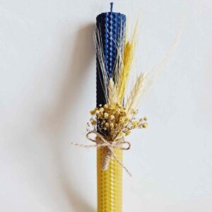 24d6dfef-3326-4a3e-980f-034c05321152.jpg Свічка столова Solodka "Патріотична" (вощина) з декором 25 см