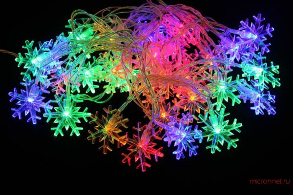 Гірлянда "Сніжинки" 4 м/ 20 LED кольорове світло (розетка)