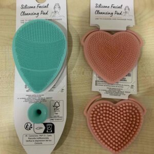 2a564512-013b-47ed-b5fa-2576bc858df6.jpg Силіконова щіточка для очищення обличчя Primark