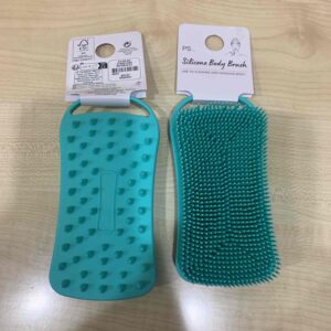 2be9d218-5e2e-4238-abd9-503c22555562-1.jpg Щітка для душу масажна силіконова Primark