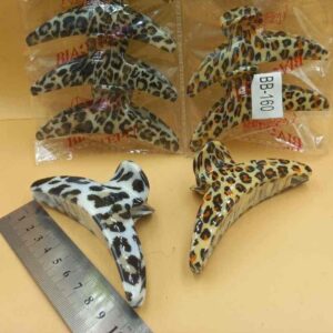 Заколка/краб для волосся "Леопард" пластик білий/беж 10 см