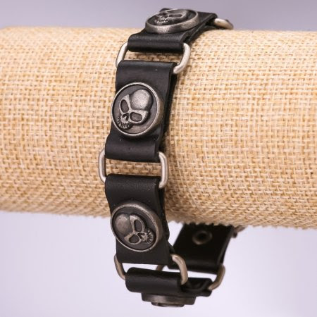 Браслет чоловічий еко-шкіра "Черепи" ланки ремінець (L 20-23 см s 20 мм)