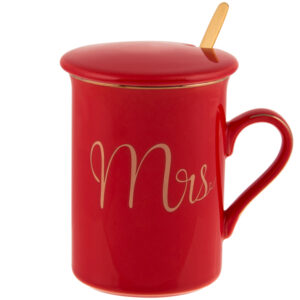 312f67c8-e84f-4248-9fd2-2ae3e371b560.jpg Чашка фарфорова "Mrs" з кришкою та золотою ложкою 380мл червоний із золотим