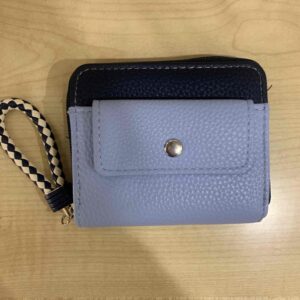 3779007c-6465-4368-8fe5-f01ac25233c9.jpg Гаманець на замочку з закльопкою Tiger блакитний