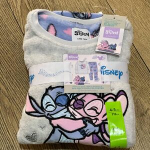 38d77862-a4cd-4fc1-b953-39aaf2003abb.jpg Піжама дитяча Primark "Stitch" флісова пухнаста сіра