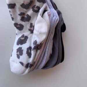 Шкарпетки дитячі H&M однотонні/леопард мікс кольорів 1 пара