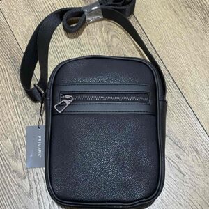 Сумочка-месенджер чоловіча Primark з еко-шкіри чорна