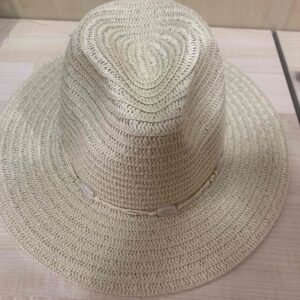 3ed82b07-5a86-4591-b0be-6619943937f5.jpg Капелюх "Федора" Primark з декор камінцями беж