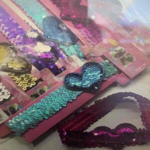 42485111-3f51-4cea-bdec-8ab4beaeeee1.jpg Пов'язка для волосся дитяча з пайєтками "Серце"