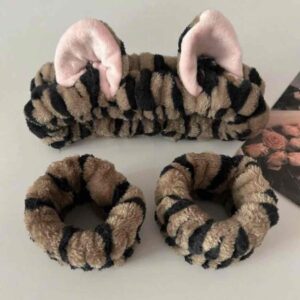 43963951-c3bd-49da-89a4-71e01803e0fe.jpg Набір для вмивання "Тигрик" пов'язка косметична з манжетами