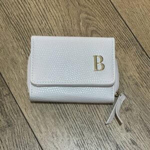 Гаманець Primark "Буква" текстурний білий