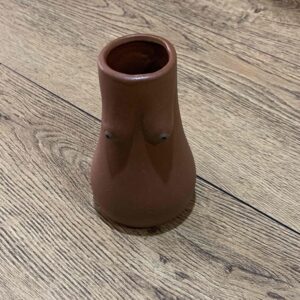 51d9bc9d-526c-4d1c-8467-fd3d7b703517.jpg Ваза керамічна "Жінка" Tiger коричнева