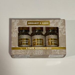 5251a3fe-52f6-4e8e-b03b-80df5c21df87.jpg Набір ароматичних ефірних олій "Bergamot&Amber" Primark (3 шт по 15 мл)