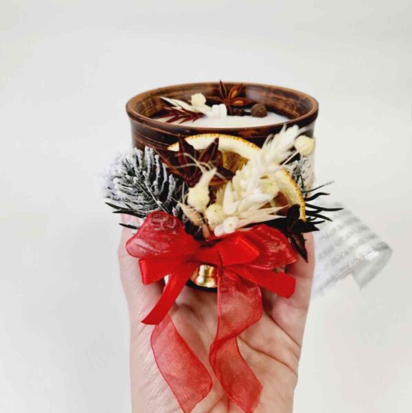 Свічка ароматична Solodka "Різдво" в глиняному глечику