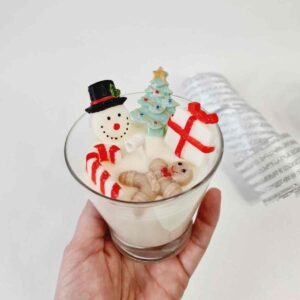 5af3a0c7-51cc-4661-9d64-3ca13e27584e.jpg Свічка ароматична Solodka "Новорічна" в склянці 150 г