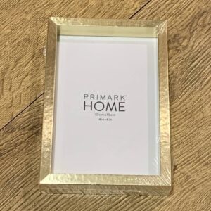 5b7e81d5-815b-4a29-b37c-dba79bea5a27.jpg Фоторамка Primark (10*15) золота