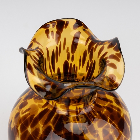 Ваза скляна "Бурштинова хвиля" 19 см барвиста