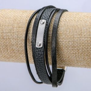 Браслет чоловічий чорна еко-шкіра s-11мм срібляста вставка