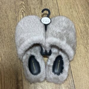 Тапочки-сабо жіночі Primark Edit пухнасті беж