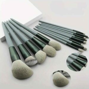 6b872b52-7747-4f93-b257-6f9c16412dc3.jpg Набір кістей для макіяжу зелений 13 шт