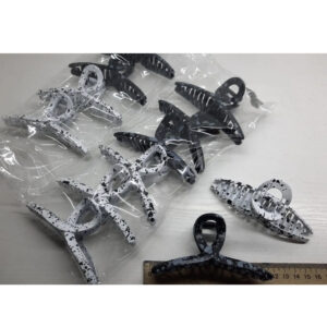 6ccce43f-cec3-49d0-91d3-1fda3d92f8e5.jpg Заколка/краб для волосся "Петля" пластик чорно-білі 12 см