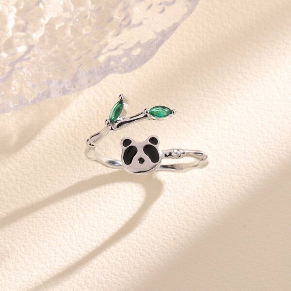 Каблучка жіноча "Панда-бамбук" срібна (10462)