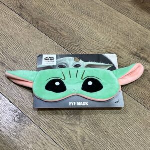 77359d23-4284-444b-a728-e051571dc8e1.jpg Маска для сну "Йода" Primark плюшева