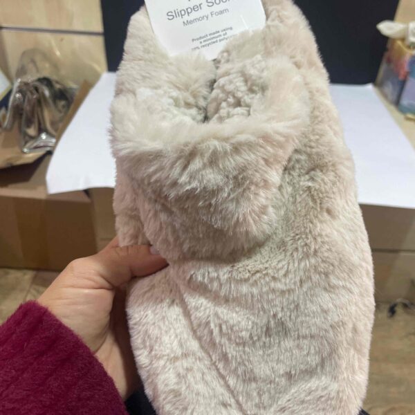 Тапочки-чобітки жіночі Primark плюшеві анти-ковзання беж