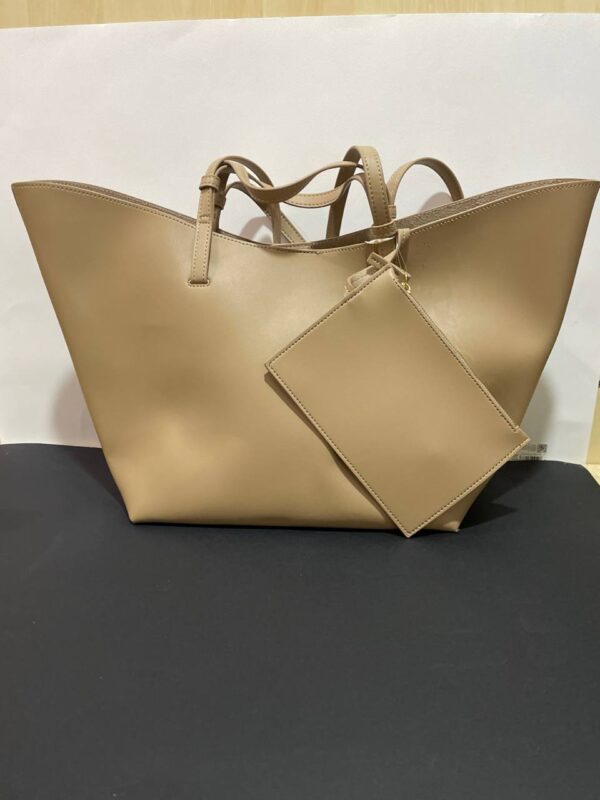 Сумочка Primark велика жорстка з подвійними ручками беж