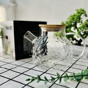 86c46a26-bd88-4e2e-a79f-26b9a72ad046.jpg Чайник для заварювання з ситом-пружиною рельєфний/бамб.криш. 1 л