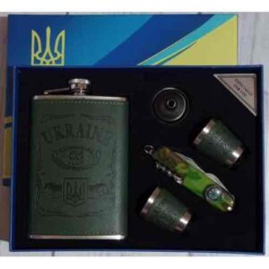 87ff7897-44c8-48a7-ad53-390d38b79f78.jpg Набір чоловічий подарунковий "UKRAINE" Moongrass 5 в1 (фляга/ чарки/ ніж/ лійка)