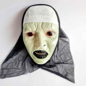 89bca6ce-ecfe-42a8-a2d2-2e94138499bf.jpg Маска на Хелловін "Монахиня"