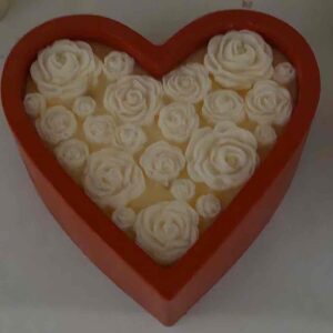 97f32977-aaaa-417f-847b-bf651da90a95.jpg Свічка ароматична Solodka "Серце" XL в кашпо