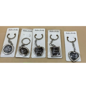 abec137a-4faf-4385-9f0a-35cf3069c3dc.png Брелок "Фото"