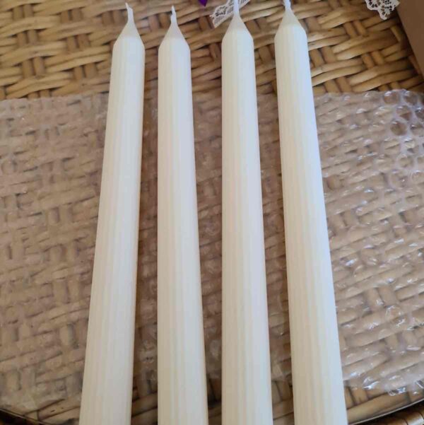 Свічка ароматична столова Solodka "Грань" біла 25 см