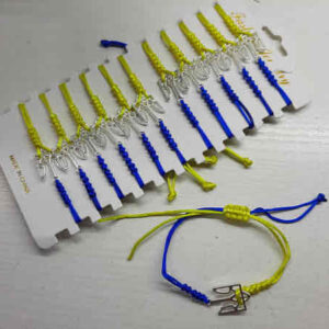 b1d38fdb-e418-4d0c-a20b-f8d7d65c59a9.jpg Браслет плетений "Україна" синьо-жовтий