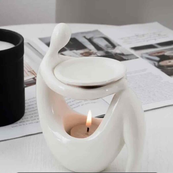 Аромалампа/ Дифузор для підігріву ефірних олій "Жінка" керамічна біла