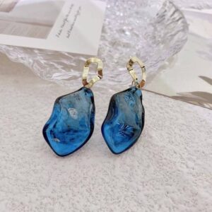 b7ddde0c-1188-4121-ace7-562d28dd1f88.jpg Сережки акрилові абстрактні сині з золотим (8082)