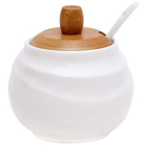 bb0ad373-c5d0-44a8-a805-21c4760ce024.jpg Цукорниця "Naturel" порцелянова з ложкою та бамбуковою кришкою рельєфна, 450 мл