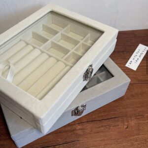 Скринька для прикрас оксамитова (20*15*5) мікс кольорів