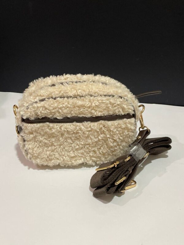 Сумочка-Міні «Тедді» Primark овальна з ремінцем на замку