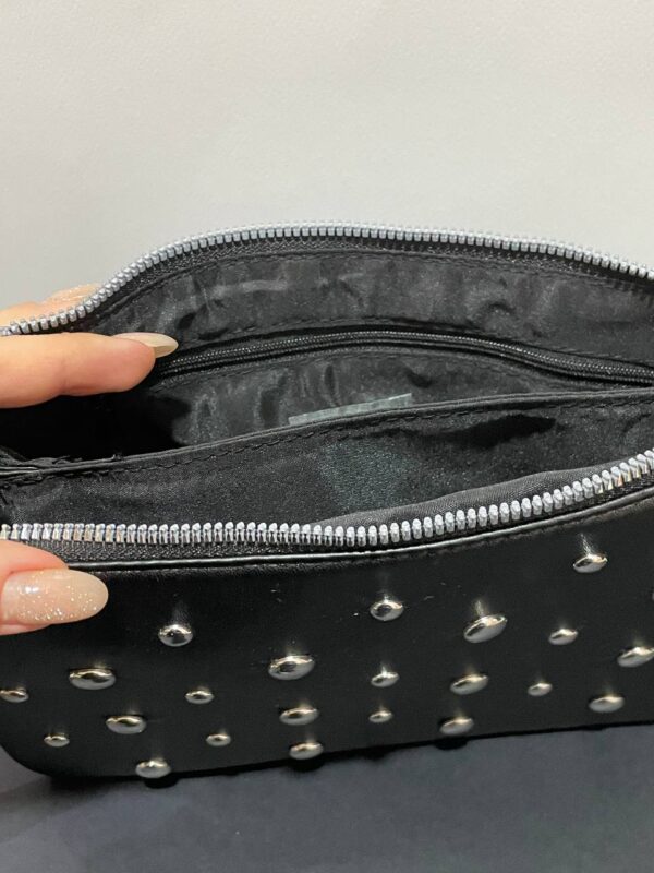 Сумочка-Клатч Primark з еко-шкіри чорна з декоративними закльопками