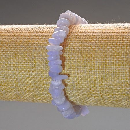 Браслет натур. Агат лавандовий та Сапфірін крихта 8х3 мм стрейч